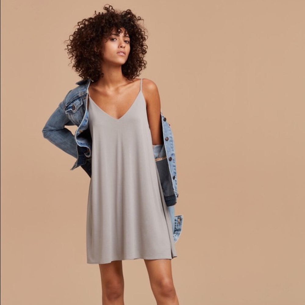 Aritzia Talula Crescent Dress